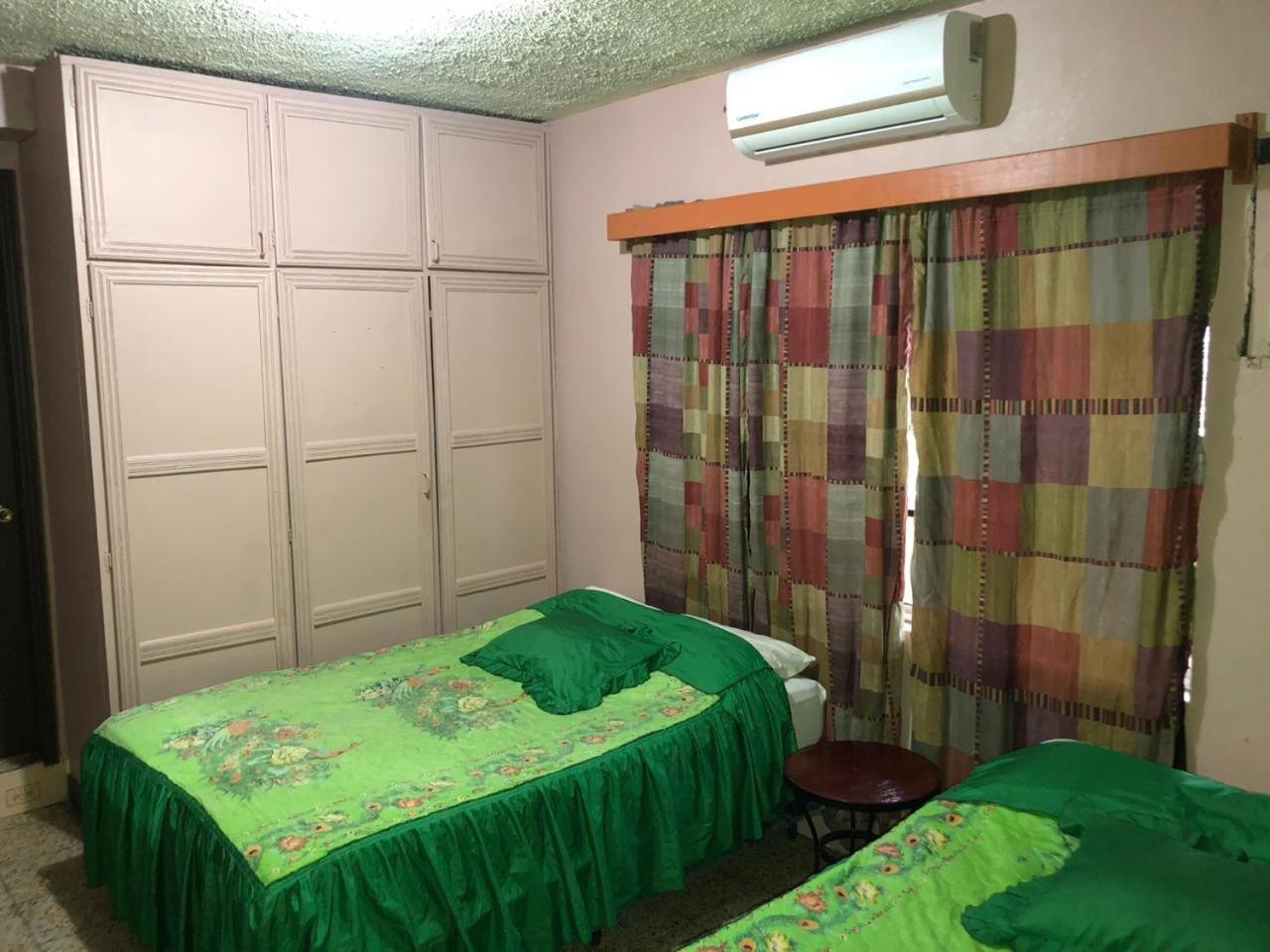 Hotel Guest House Inn ซานเปโดร ซูลา ภายนอก รูปภาพ