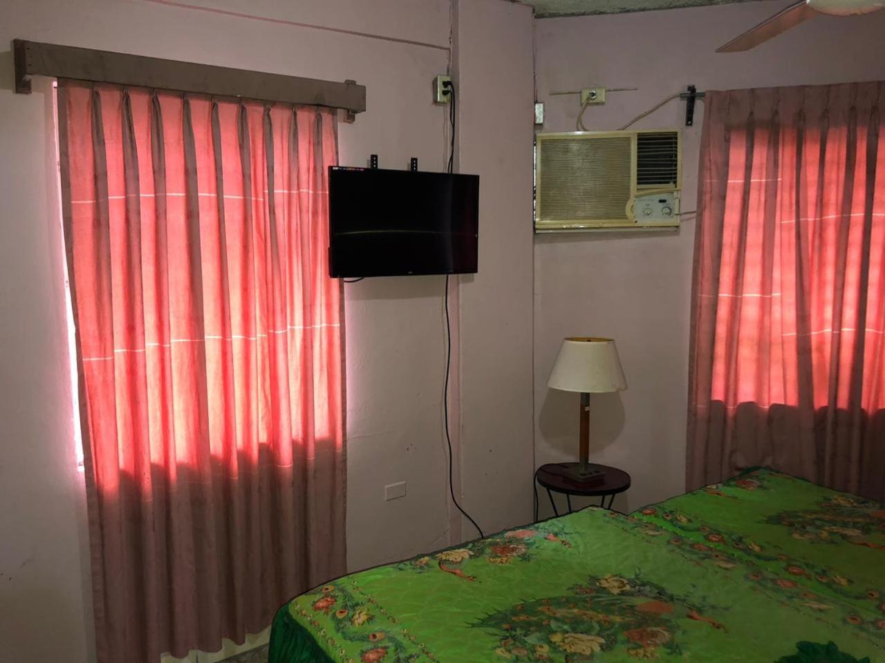 Hotel Guest House Inn ซานเปโดร ซูลา ภายนอก รูปภาพ